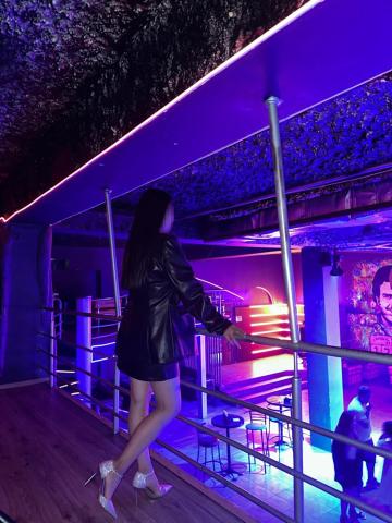 Амина Кудрявая Блондинка фото 9